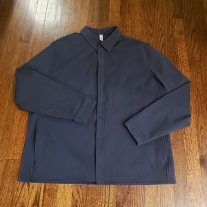 Lululemon Mens button up with pockets